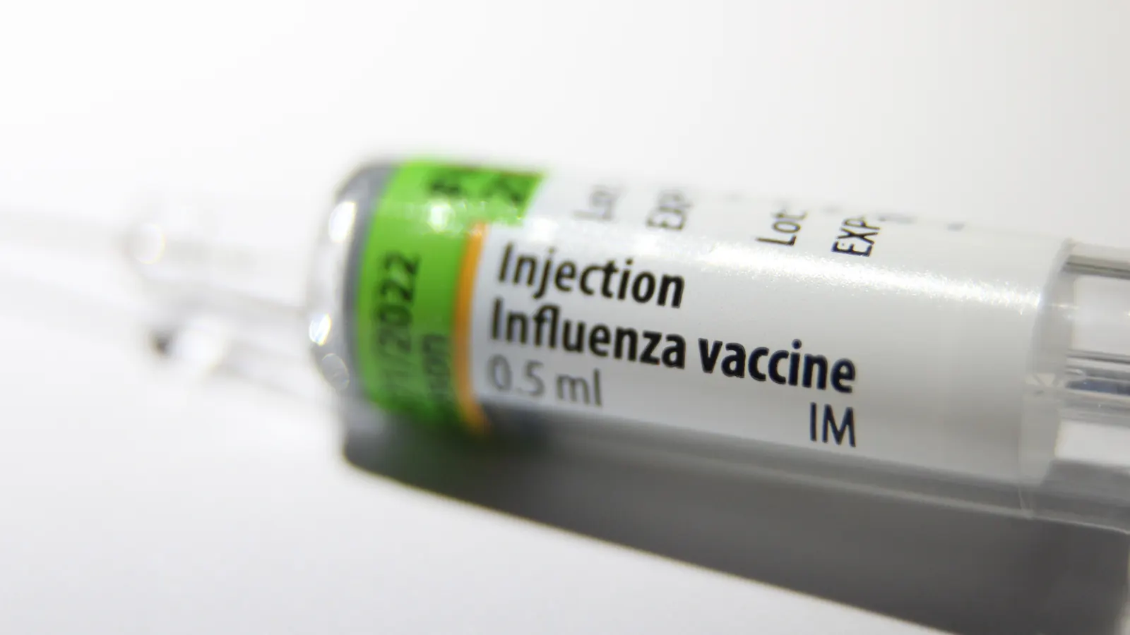 Jeringa prellenada de vacuna contra la influenza, 0.5 ml